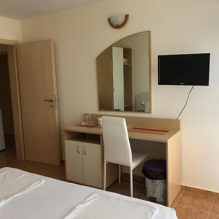 Borko 2* Πριμόρσκο