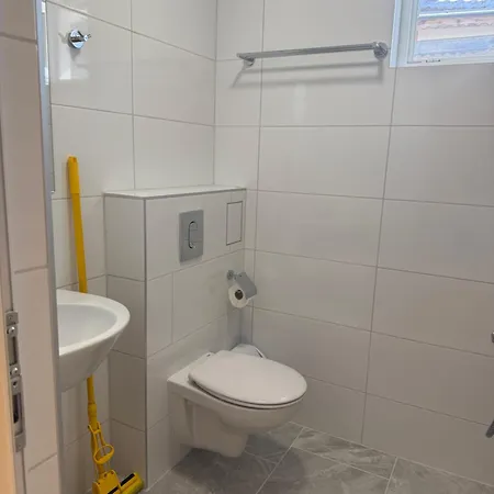 Borko Πανσιόν 2*