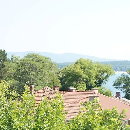 Borko בית הארחה פרימורסקו